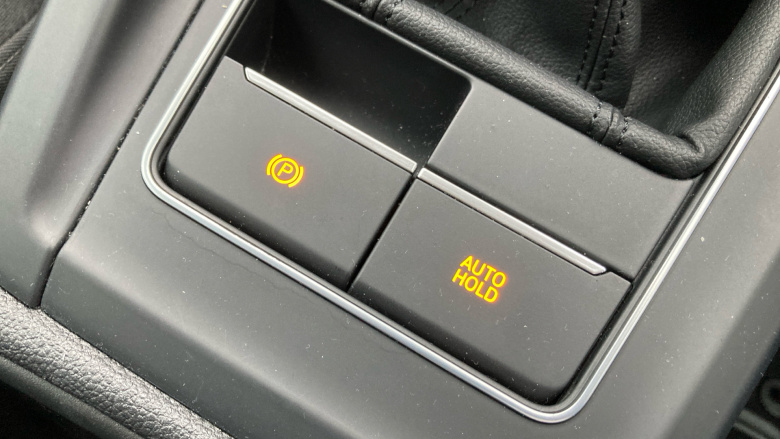 Volkswagen Golf 1.5 TSI Life 5dr Petrol Hatchback